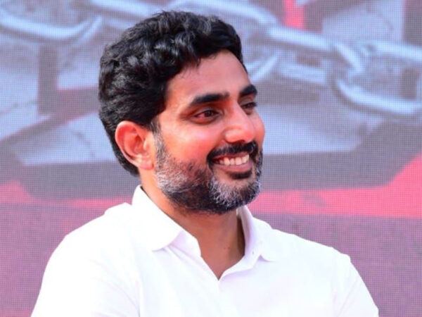 Lokesh-Fulfils-Lifelong-Dream-Of-Old-age-Lady
