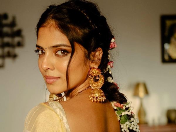Malvika Mohnan's Divine Onam Outfit