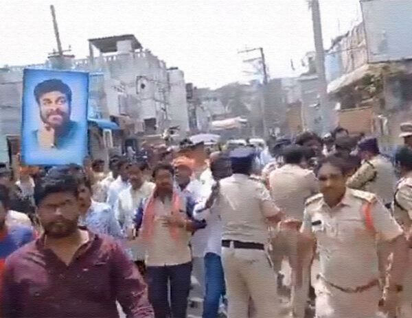 Chiranjeevi-Fans-Protest-Against-Kodali-Nani-Were-Arrested
