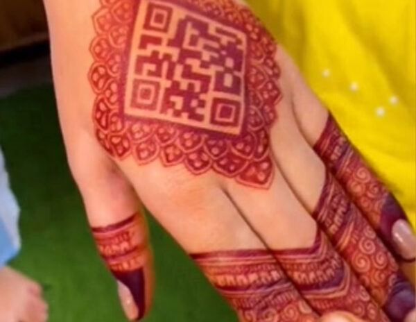 Payment Through Mehandi's QR Code