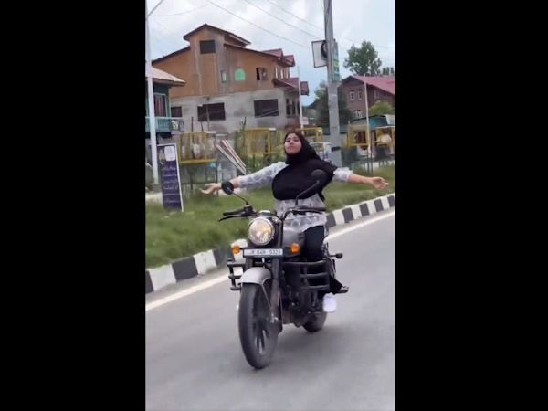 Police-Stunt-Girl-Bike