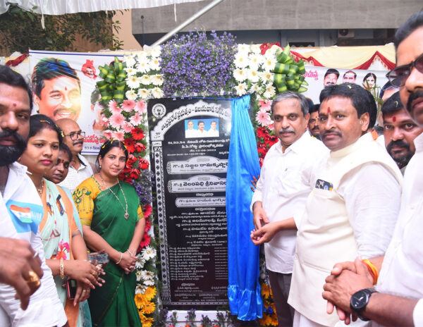 Sajjala-Rama-Krishna-Reddy-Trolled