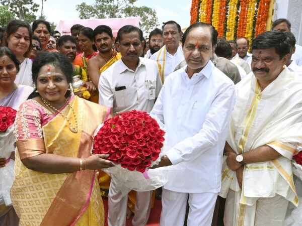 Telangana-Governor-KCR