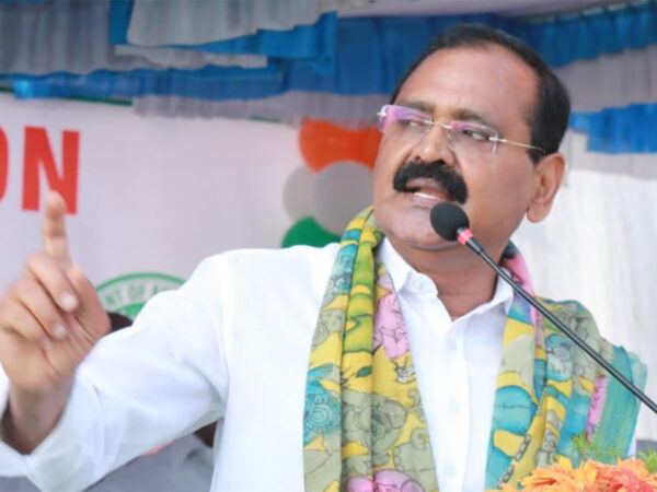 bhumana-karunakar-reddy-TTD