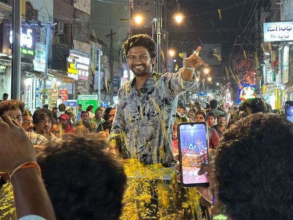 naveen-Miss-Shetty-Mr-Polishetty