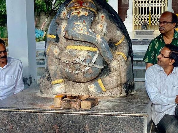 800-Yr-Old Ganesha