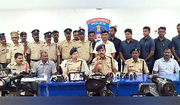 8 Supari Killers Arrested