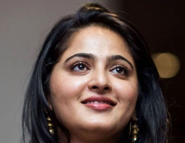 Anushka-Shetty-promotions