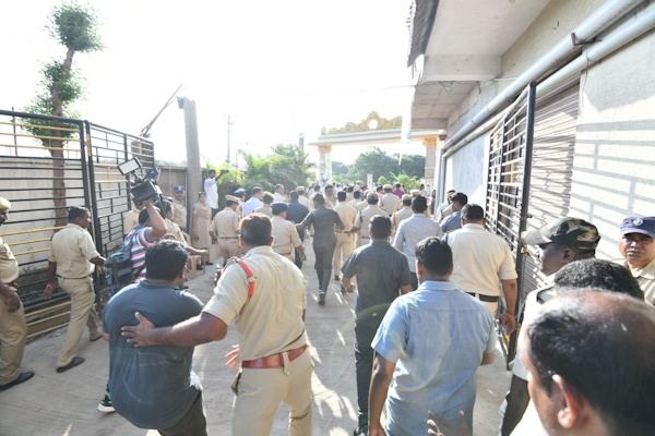 Chandrababu_YSRCP