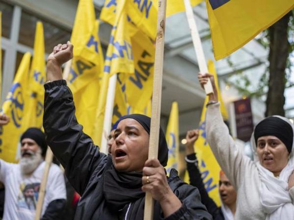 Hindus Leave Canada! Threats Coming