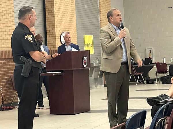 Jewelry Thefts Target Indians