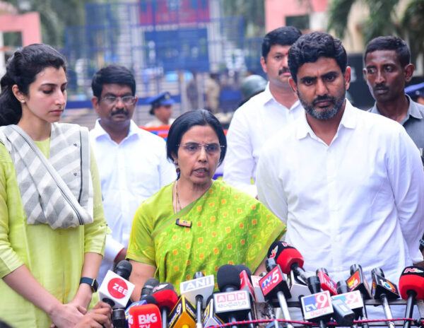 Nara Lokesh Effortlessly Addresses the National Media