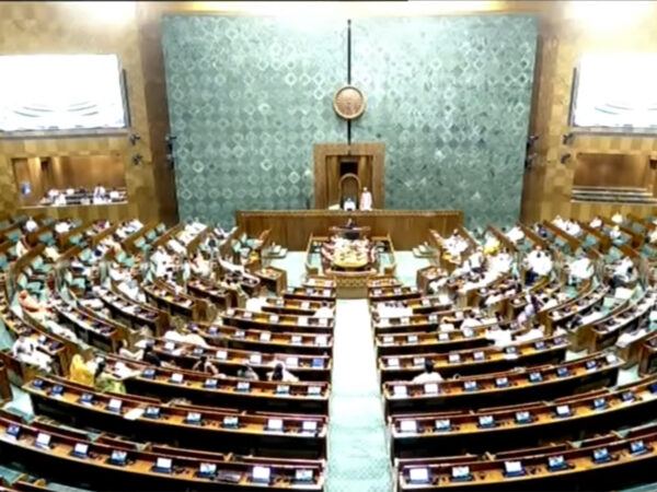 Parliament-special-session-Women's-Reservation-Bill-passed-in-Lok-Sabha