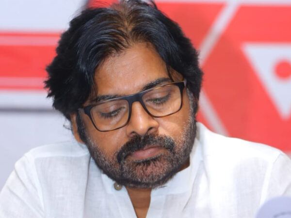 Pawan Kalyan To Sacrifice Bhimavaram?