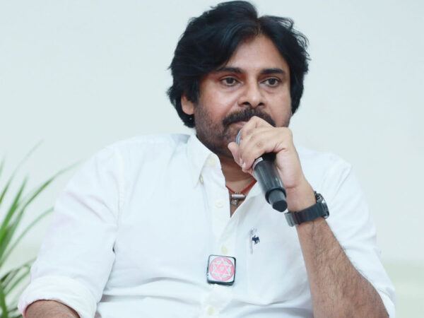 Pawan Kalyan With Chandrababu Naidu