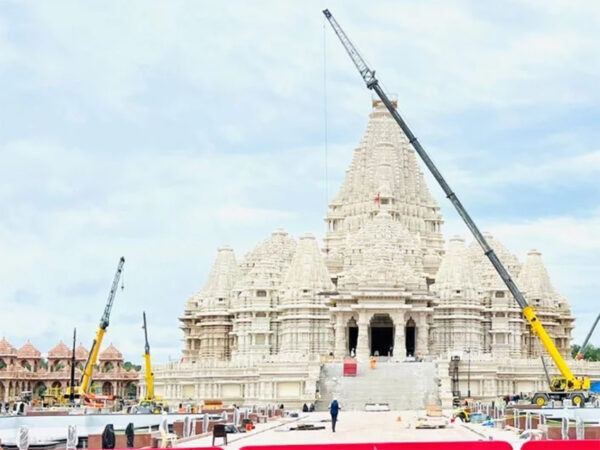 Robbinsville-New-Jersey-biggest-hindu-temple