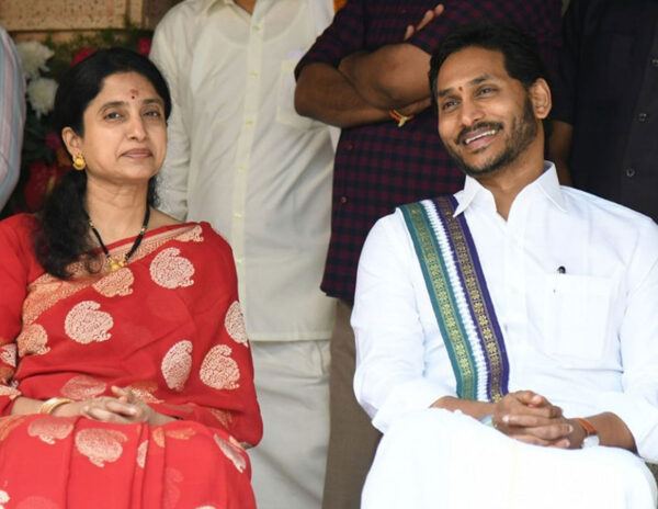 YS Bharathi YS Jagan