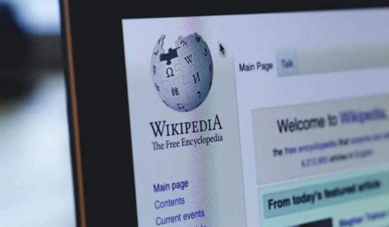 AI Revolutionize Wikipedia