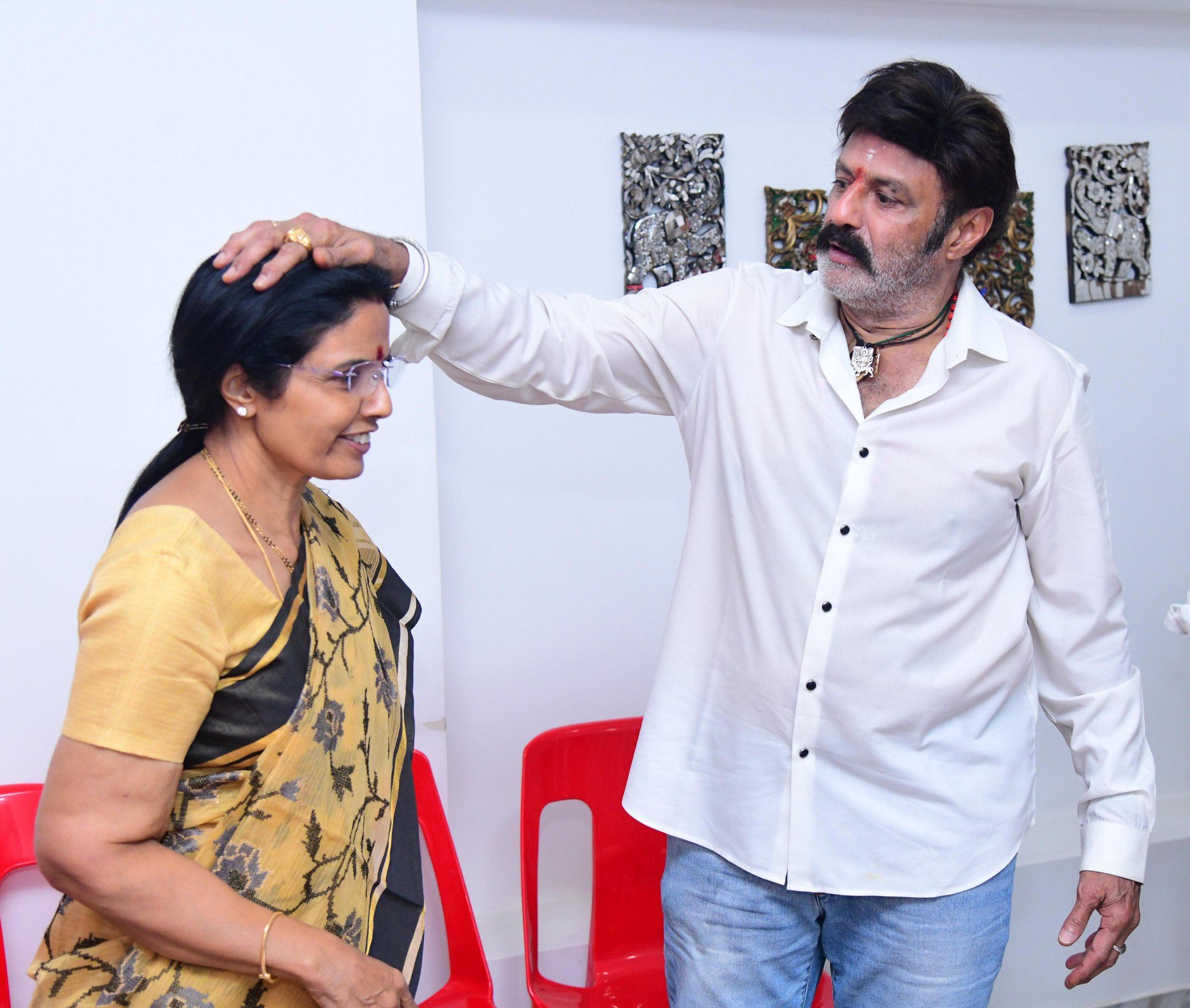 Balayya - Bhuvaneswari Bonding