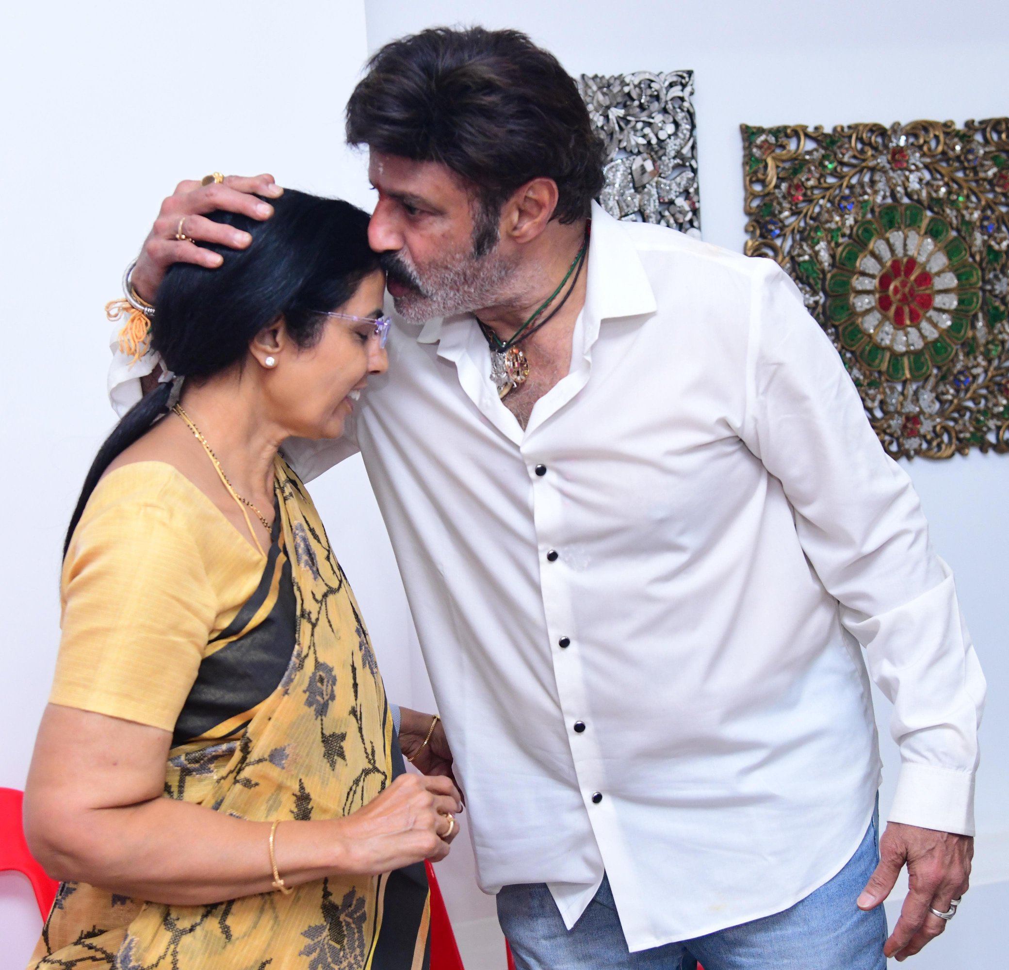 Balayya - Bhuvaneswari Bonding