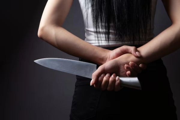 Girlfriend's Family Calls Boy To Chop Pens