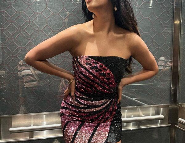 Hottie's Sexy Pose