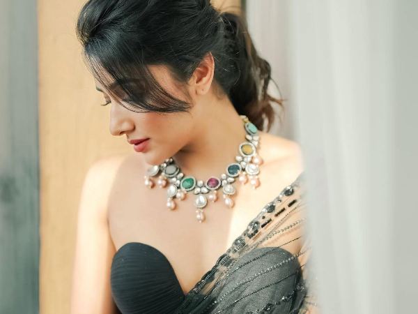 Jailer Actress' Hot Saree