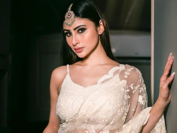 Mouni-Roy-Dreamy