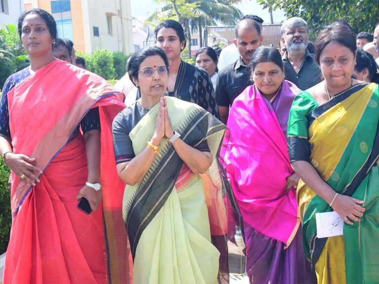 Nara Bhuvaneshwari Started Nijam Gelavali Yatra