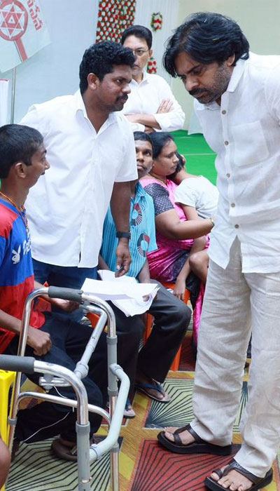 Pawan Kalyan in Machilipatnam Janavani