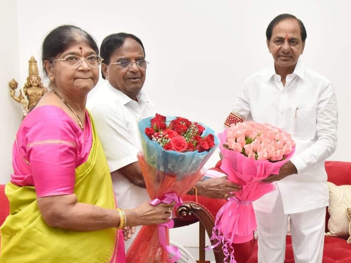 Telangana Leaders Changing Parties BRS Congress