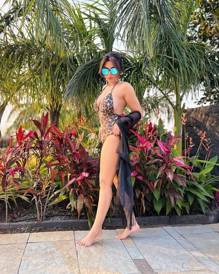 Shama Sikandar glamour