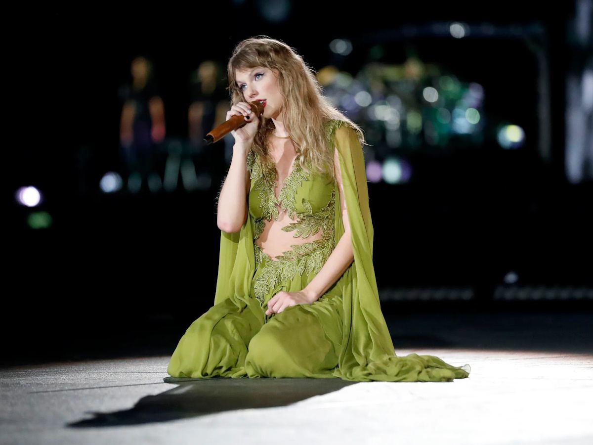 Taylor Swift Billionaire