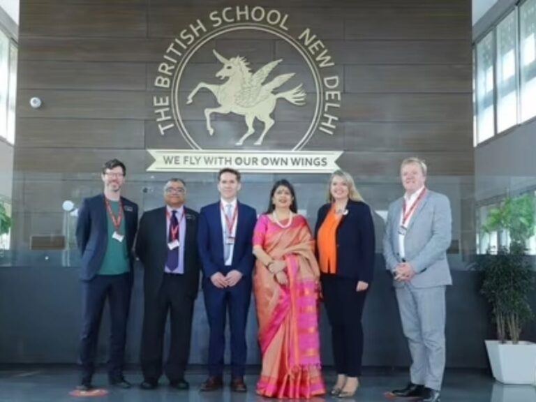 100 Indians To Get Scholarship In UK