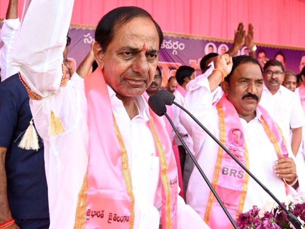 CM KCR