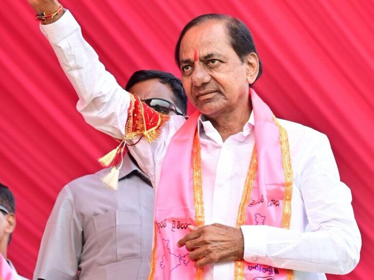 CM KCR