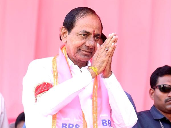 CM KCR