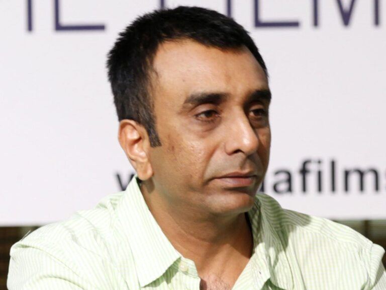 Director Sanjay Gadhvi
