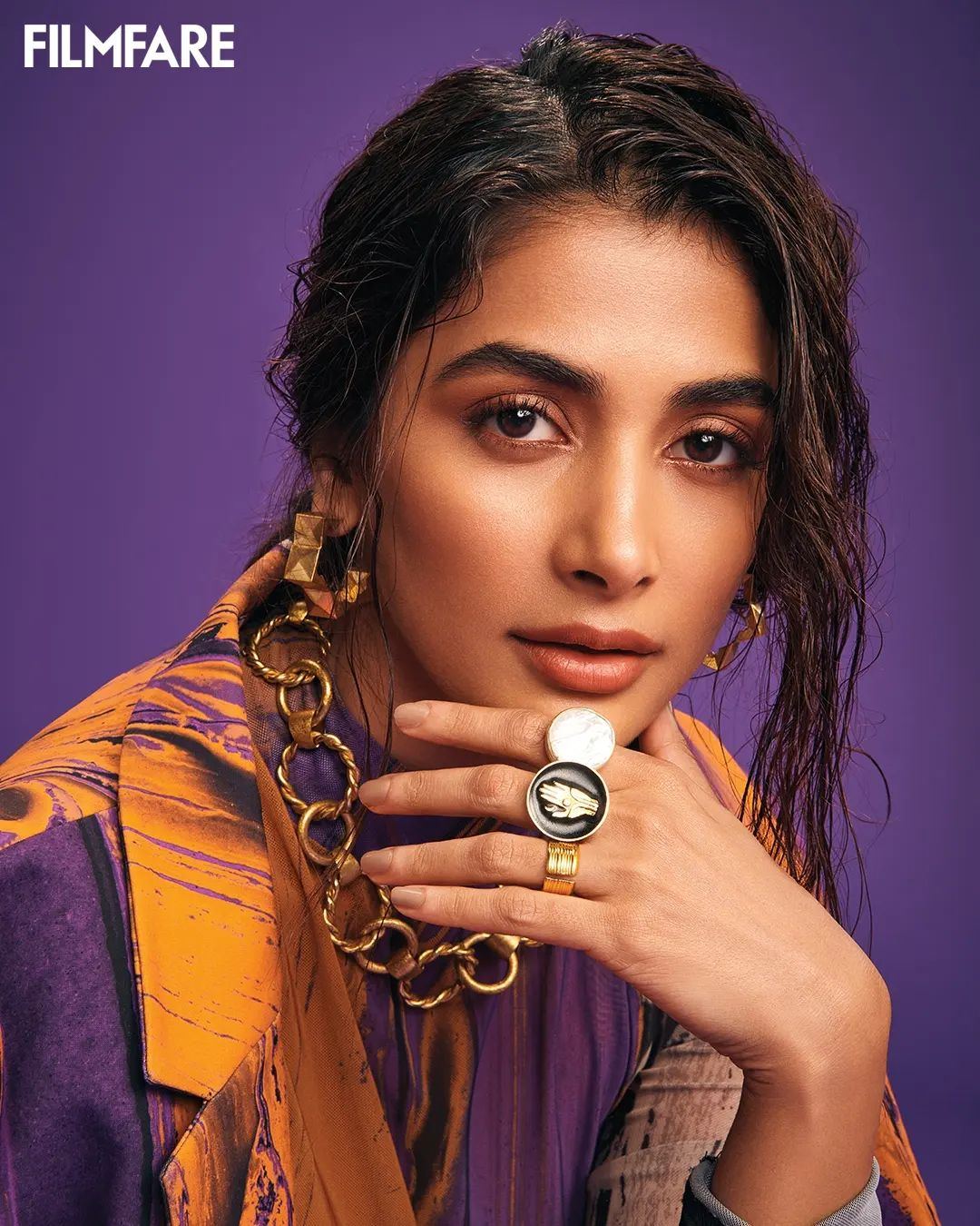 Hot Pics: Pooja Hegde Stuns in Modern Poses