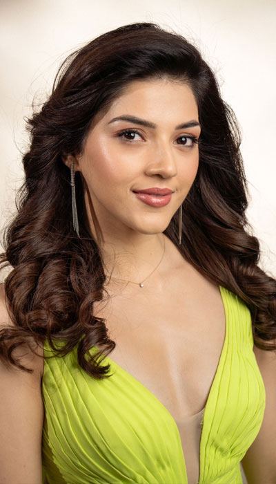 Mehreen Kaur Pirzada