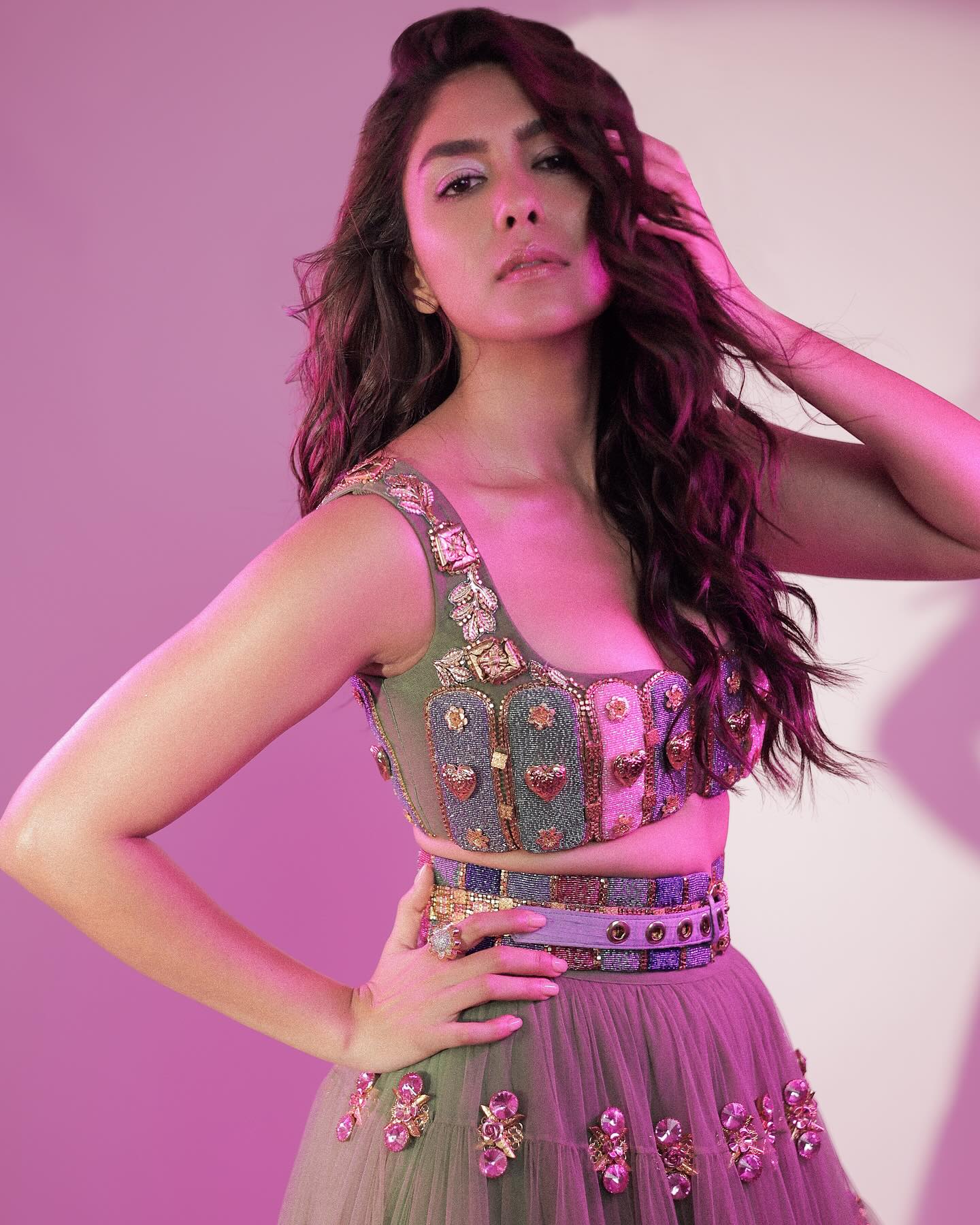 Mrunal Thakur