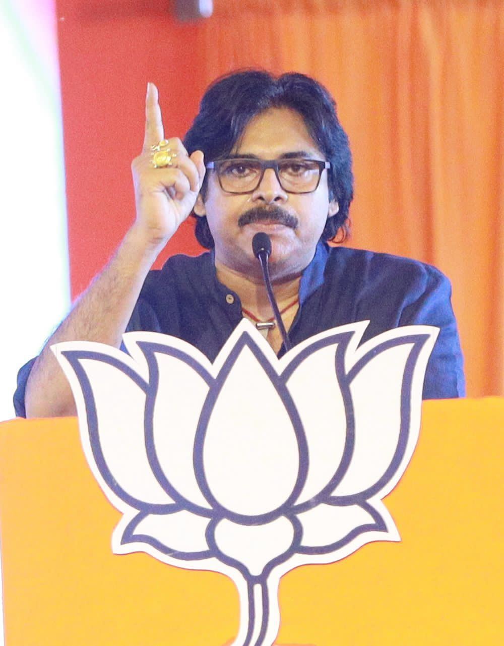 Pawan Kalyan Shares Stage with Modi in Telangana