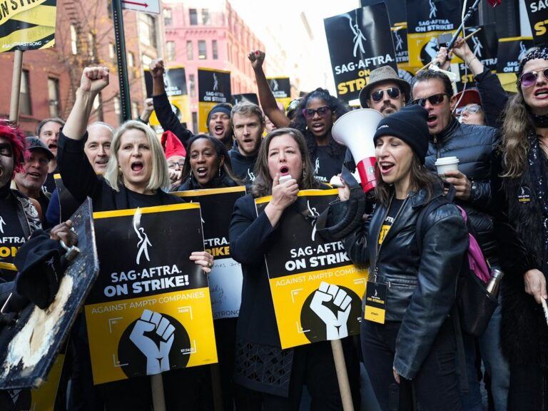 SAG-AFTRA Strikes Deal