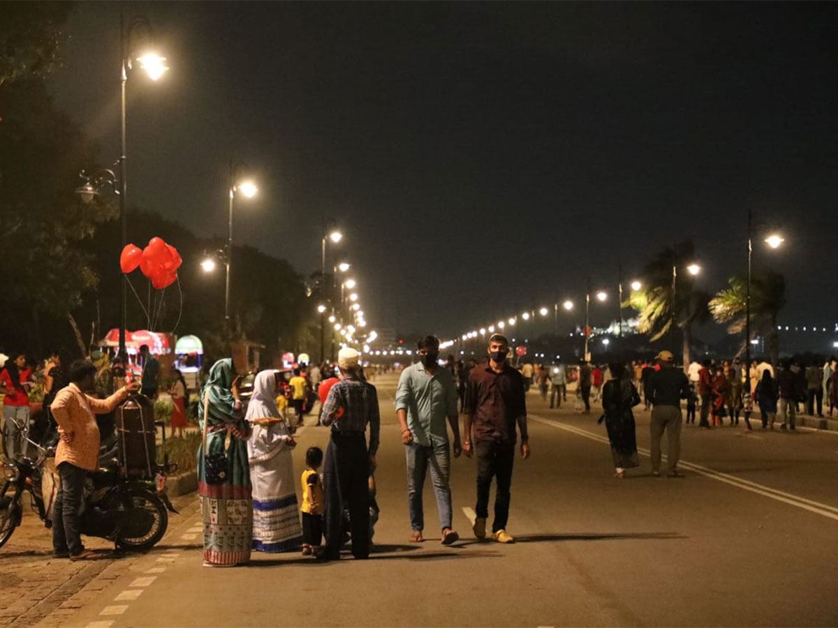 Tank Bund Lovers