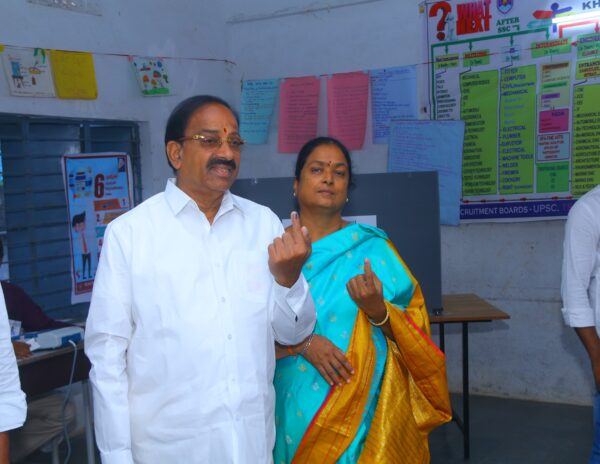 Thummala Nageswara Rao Casted His Vote Along With Family