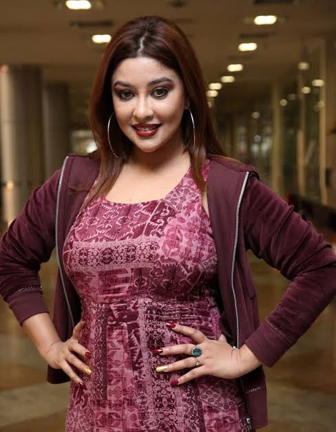 Bollywood Heroine's Marriage Proposal To Shami