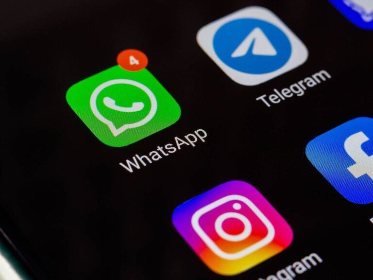 whatsapp telegram