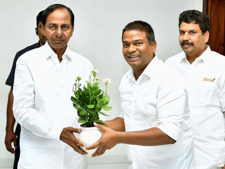 Jeevan-Reddy-KCR