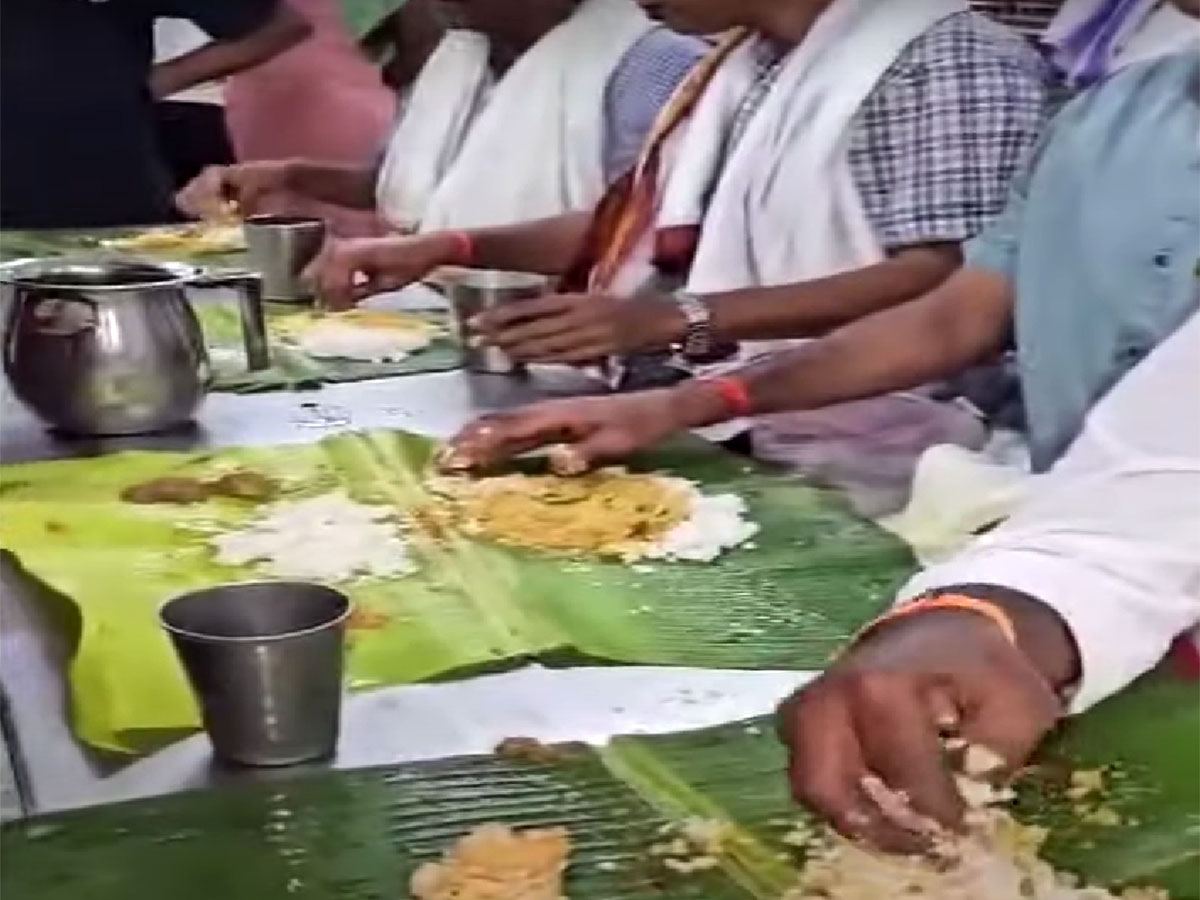 Tirumala Devotees fires on low quality rice TTD