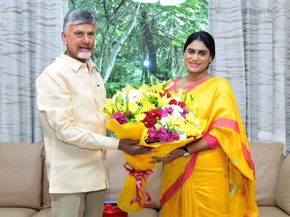 Chandrababu-Naidu-Sharmila